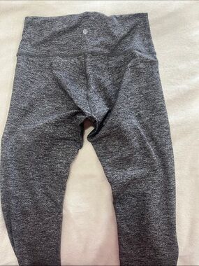 lululemon athletica women’s Charcoal Heather Leggings